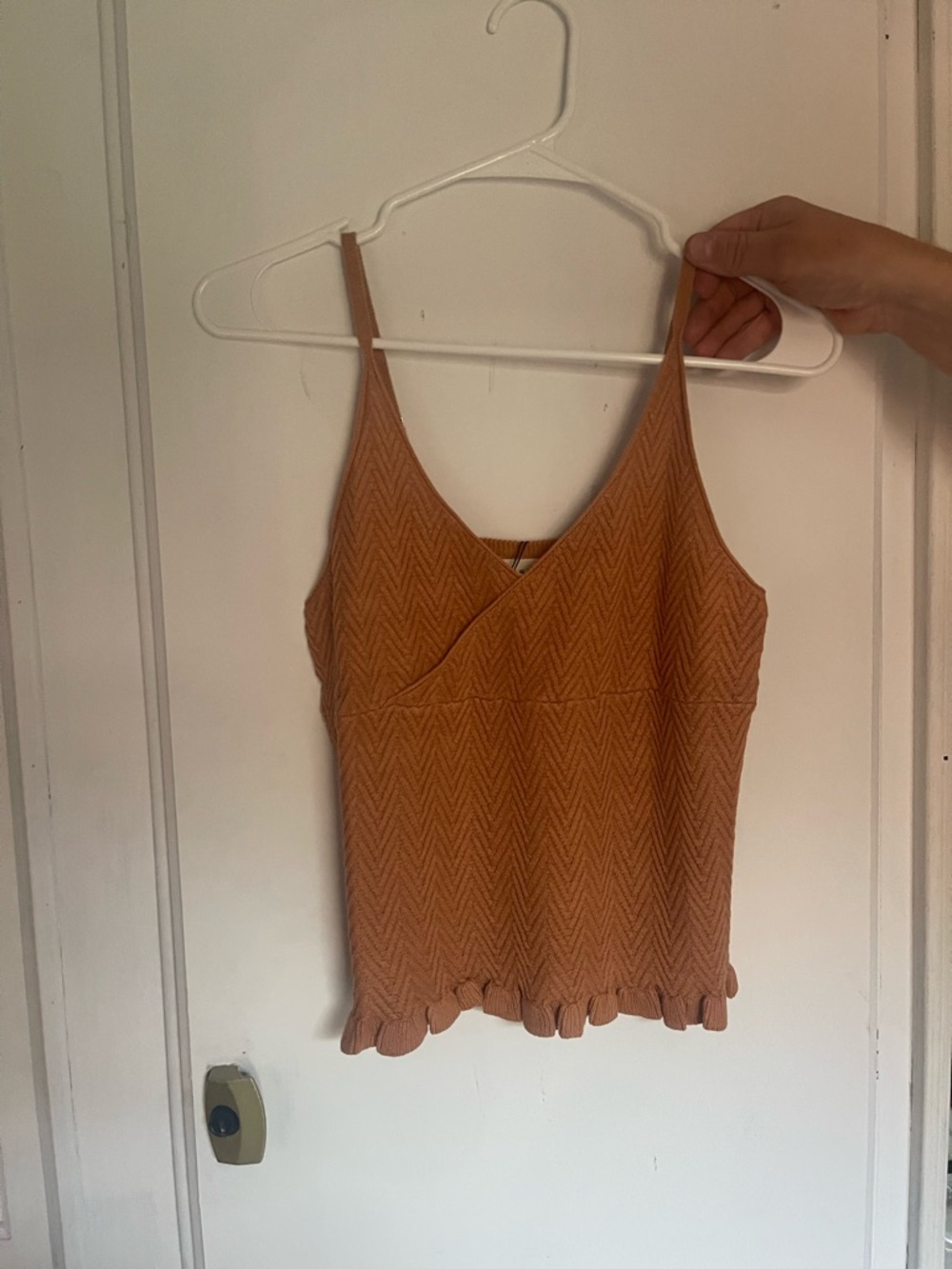 Promesa Rust Knit V-Neck Ruffled Hem Tank